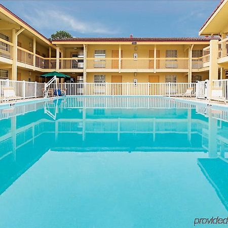 Days Inn By Wyndham Jacksonville Baymeadows Esterno foto